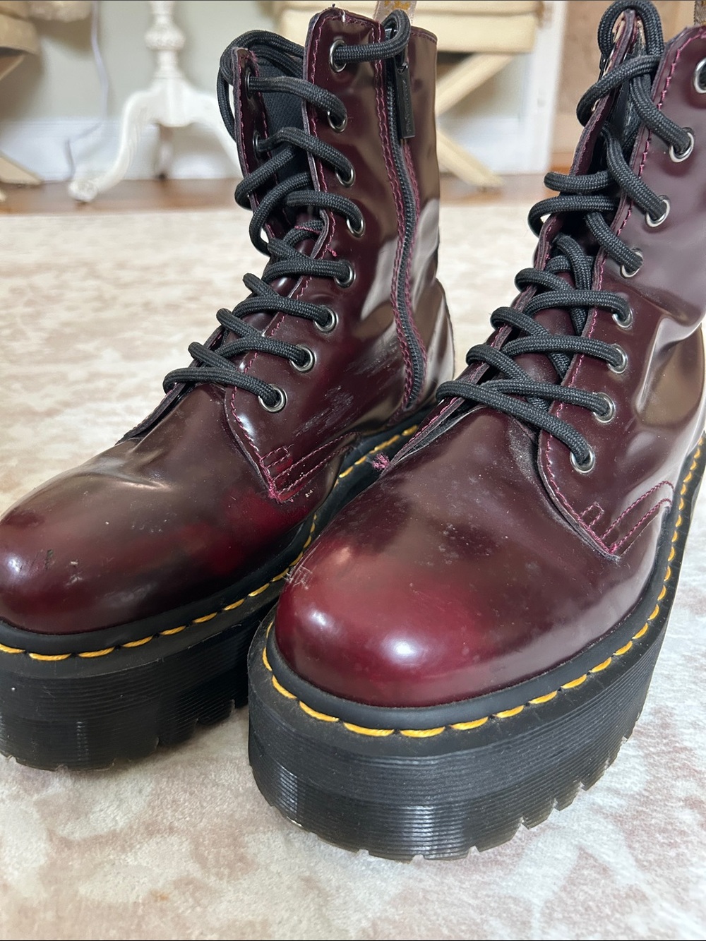 🔥 STUNNING DR. MARTENS VEGAN JADON II PLATFORM BOOTS 🔥 - Picture 1 of 10
